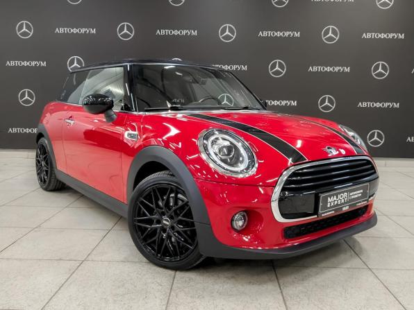 Mini Hatch III (F55/F56) Рестайлинг с пробегом 2020 года, цена 2 315 000 рублей, 51000 км, хэтчбек, Автокод Объявления