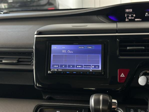 Honda Stepwgn V Рестайлинг с пробегом 2019 года, цена 2 540 000 рублей, 88965 км, минивэн, Автокод Объявления