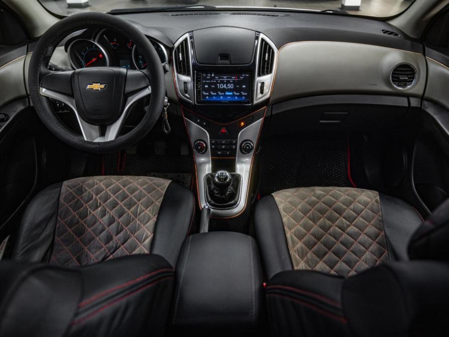 Chevrolet Cruze I Рестайлинг Челябинск  - изображение 17