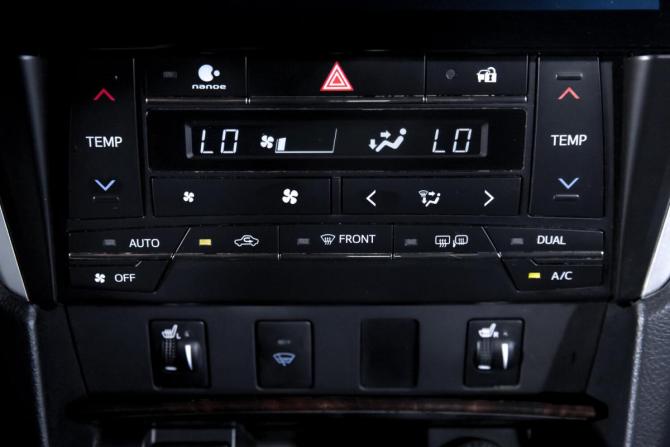 Toyota Camry VII (XV50) Рестайлинг с пробегом 2016 года, цена 1 799 000 рублей, 167913 км, седан, Автокод Объявления