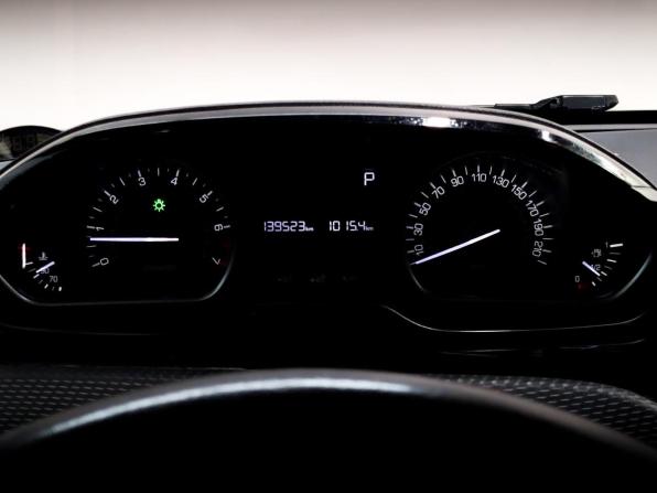 Peugeot 2008 I с пробегом 2016 года, цена 875 000 рублей, 139520 км, внедорожник, Автокод Объявления
