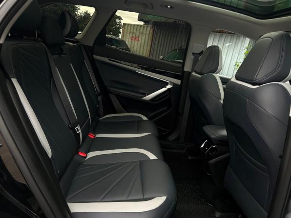 Geely Atlas II с пробегом 2024 года, цена 2 598 400 рублей, 46885 км, внедорожник, Автокод Объявления