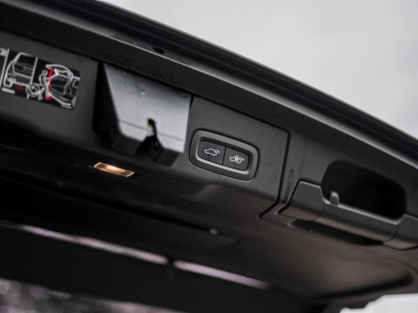 Volvo XC60 II с пробегом 2019 года, цена 3 830 000 рублей, 86599 км, внедорожник, Автокод Объявления