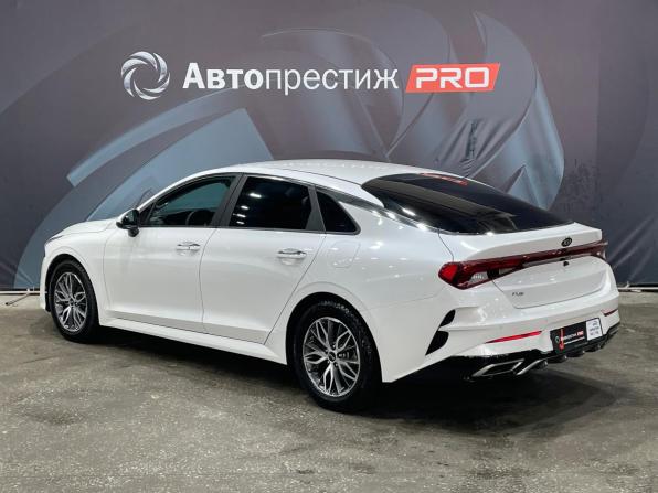Kia K5 III с пробегом 2021 года, цена 2 330 000 рублей, 97305 км, седан, Автокод Объявления