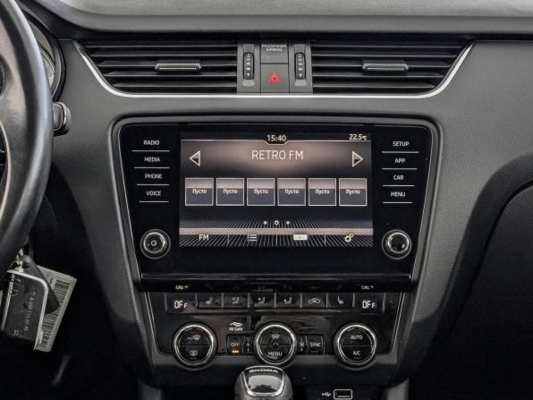 Skoda Octavia III (A7) Рестайлинг с пробегом 2020 года, цена 2 110 000 рублей, 47952 км, лифтбек, Автокод Объявления