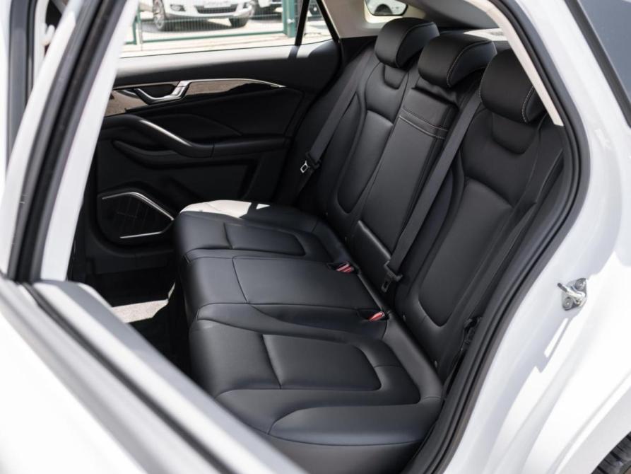 FAW Bestune B70 I Рестайлинг Сочи  - изображение 10