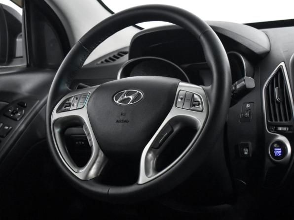 Hyundai ix35 I с пробегом 2011 года, цена 969 000 рублей, 260583 км, внедорожник, Автокод Объявления