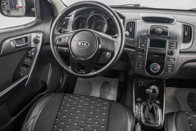 Kia Cerato II с пробегом 2012 года, цена 799 000 рублей, 232000 км, седан, Автокод Объявления