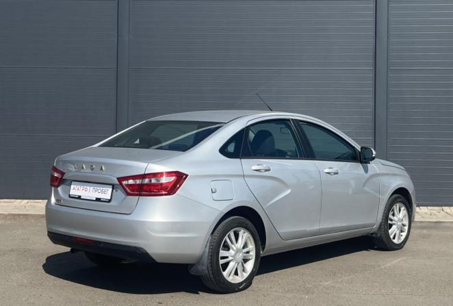 Lada (ВАЗ) Vesta I с пробегом 2017 года, цена 700 000 рублей, 110056 км, седан, Автокод Объявления