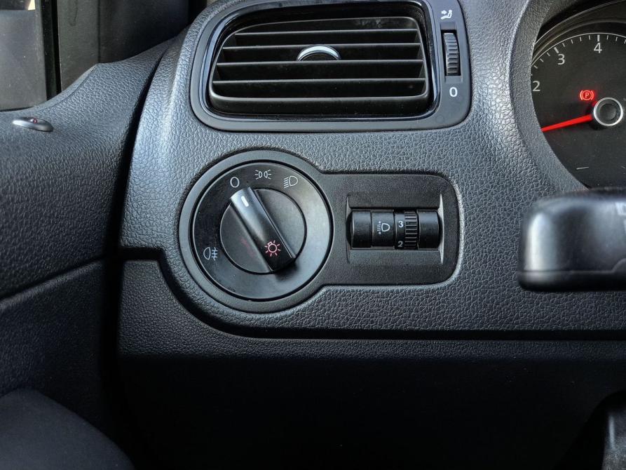 Volkswagen Polo V Казань  - изображение 10