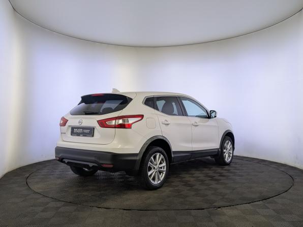 Nissan Qashqai II с пробегом 2017 года, цена 1 300 000 рублей, 164850 км, внедорожник, Автокод Объявления