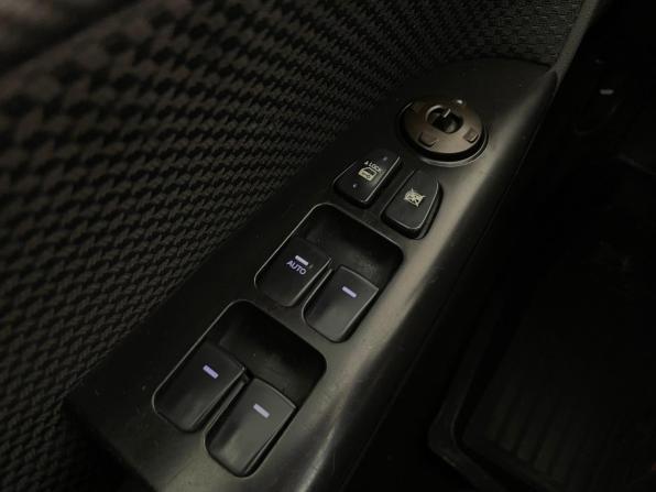 Hyundai Sonata V (NF) с пробегом 2008 года, цена 553 000 рублей, 302892 км, седан, Автокод Объявления