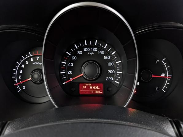 Kia Rio III Рестайлинг с пробегом 2017 года, цена 1 410 000 рублей, 41179 км, хэтчбек, Автокод Объявления