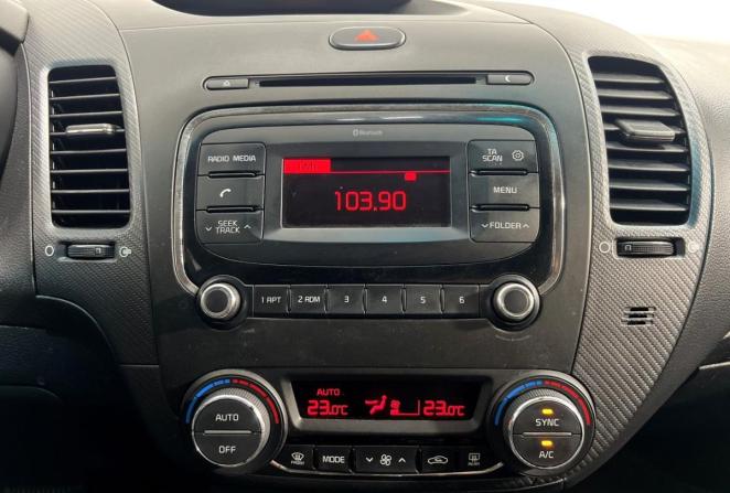 Kia Cerato III Рестайлинг (Classic) с пробегом 2018 года, цена 1 225 000 рублей, 101171 км, седан, Автокод Объявления