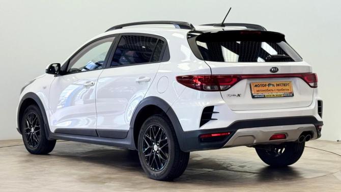 Kia Rio IV Рестайлинг с пробегом 2021 года, цена 1 785 000 рублей, 71520 км, хэтчбек, Автокод Объявления