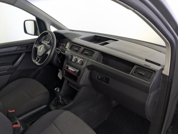 Volkswagen Caddy IV с пробегом 2019 года, цена 1 990 000 рублей, 138846 км, фургон, Автокод Объявления