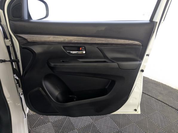 Suzuki Ertiga II Рестайлинг с пробегом 2023 года, цена 2 050 000 рублей, 46766 км, компактвэн, Автокод Объявления