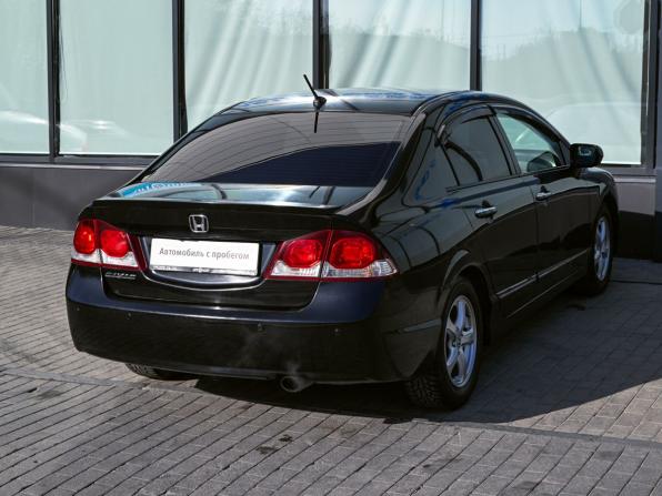 Honda Civic VIII Рестайлинг с пробегом 2009 года, цена 679 000 рублей, 242958 км, седан, Автокод Объявления