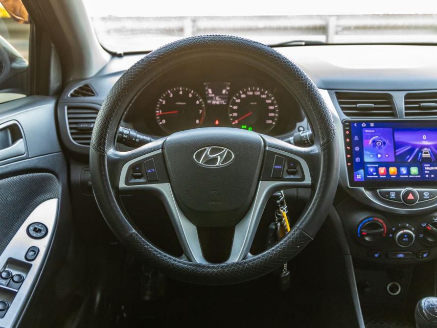Hyundai Solaris I Волгоград  - изображение 16