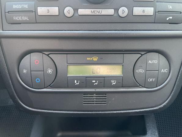 Ford Fiesta Mk5 с пробегом 2008 года, цена 439 000 рублей, 211362 км, хэтчбек, Автокод Объявления