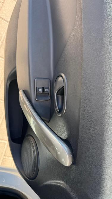 Renault Logan II Рестайлинг Ростов-на-Дону  - изображение 16