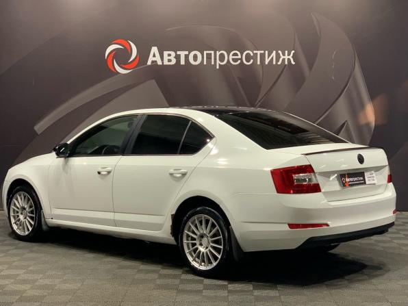 Skoda Octavia III (A7) с пробегом 2016 года, цена 915 000 рублей, 285508 км, лифтбек, Автокод Объявления