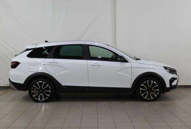 Lada (ВАЗ) Vesta I Рестайлинг (NG) с пробегом 2024 года, цена 1 750 000 рублей, 28572 км, универсал, Автокод Объявления