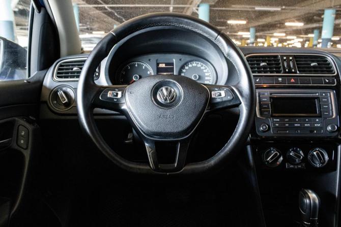 Volkswagen Polo V Рестайлинг с пробегом 2017 года, цена 1 149 000 рублей, 142811 км, седан, Автокод Объявления