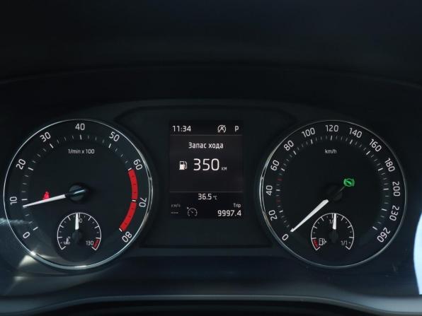 Skoda Octavia IV (A8) с пробегом 2021 года, цена 2 530 000 рублей, 70941 км, лифтбек, Автокод Объявления