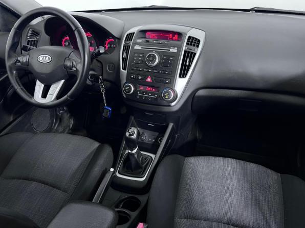 Kia Ceed I Рестайлинг с пробегом 2011 года, цена 760 000 рублей, 156408 км, хэтчбек, Автокод Объявления
