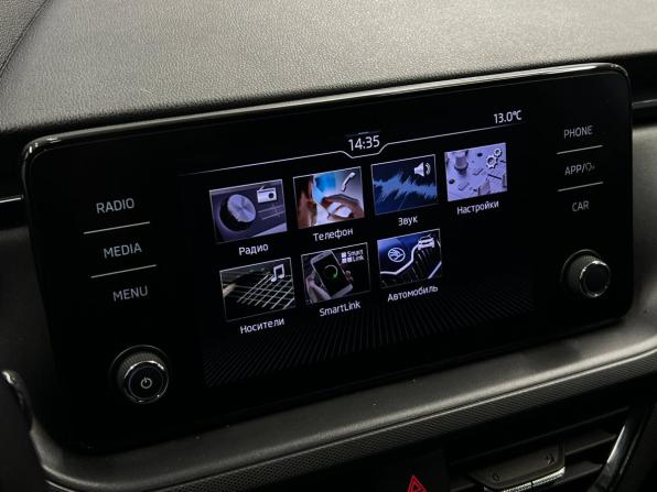 Skoda Rapid II с пробегом 2021 года, цена 1 845 000 рублей, 51572 км, лифтбек, Автокод Объявления