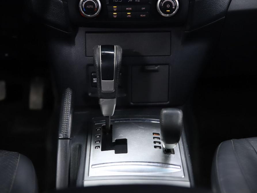 Mitsubishi Pajero IV Рестайлинг 1 Уфа  - изображение 15