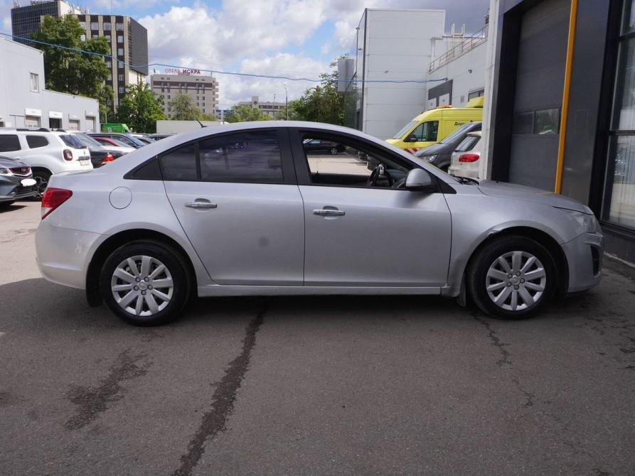 Chevrolet Cruze I Рестайлинг Москва  - изображение 4