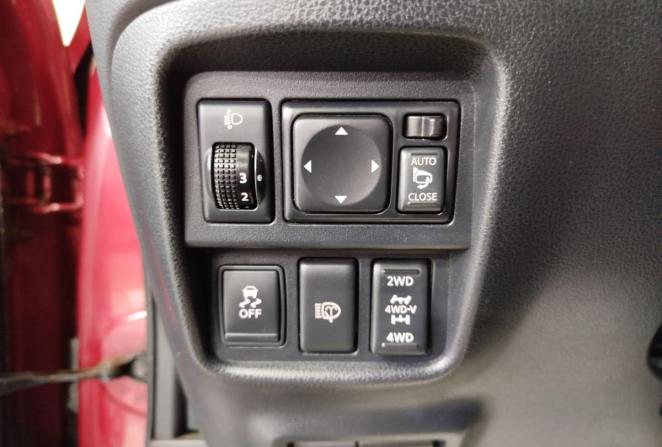 Nissan Juke I с пробегом 2012 года, цена 1 115 000 рублей, 192217 км, внедорожник, Автокод Объявления