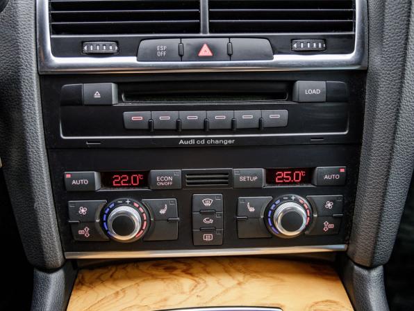 Audi Q7 I (4L) с пробегом 2008 года, цена 1 474 000 рублей, 225281 км, внедорожник, Автокод Объявления