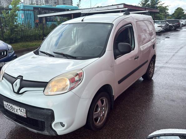 Renault Kangoo II Рестайлинг с пробегом 2013 года, цена 499 000 рублей, 388705 км, фургон, Автокод Объявления