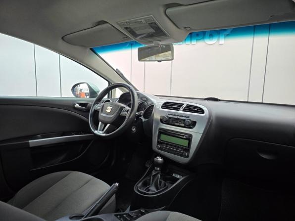 SEAT Leon II Рестайлинг с пробегом 2011 года, цена 899 000 рублей, 85400 км, хэтчбек, Автокод Объявления