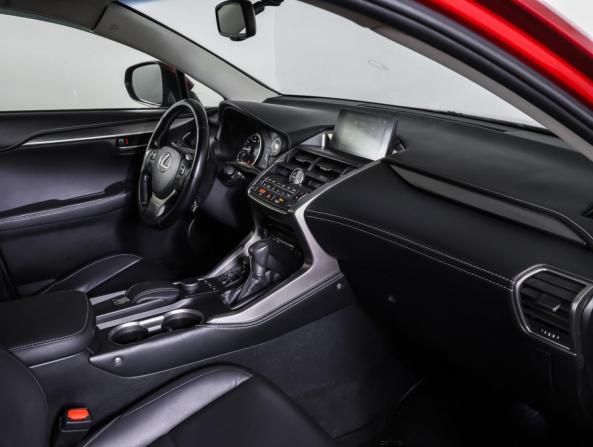 Lexus NX I с пробегом 2016 года, цена 3 239 000 рублей, 54966 км, внедорожник, Автокод Объявления