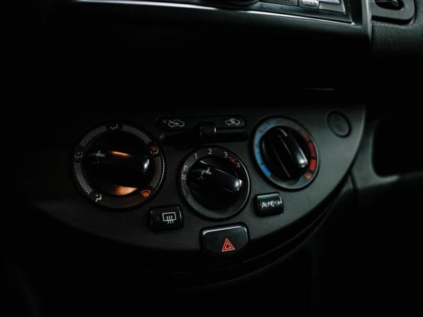 Nissan Note I Рестайлинг с пробегом 2009 года, цена 720 000 рублей, 179353 км, хэтчбек, Автокод Объявления