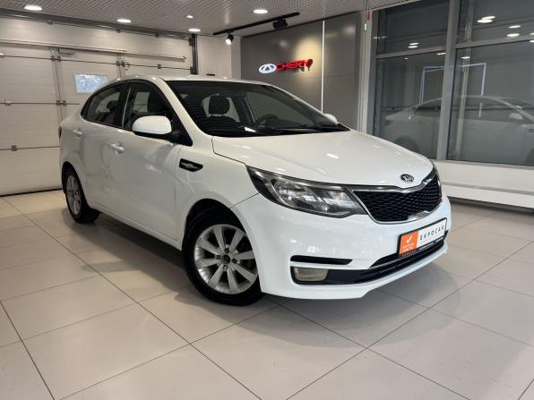 Kia Rio III Рестайлинг с пробегом 2016 года, цена 447 000 рублей, 285000 км, седан, Автокод Объявления