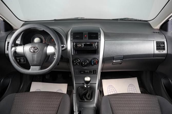 Toyota Corolla X (E140 E150) Рестайлинг с пробегом 2011 года, цена 1 369 000 рублей, 152000 км, седан, Автокод Объявления