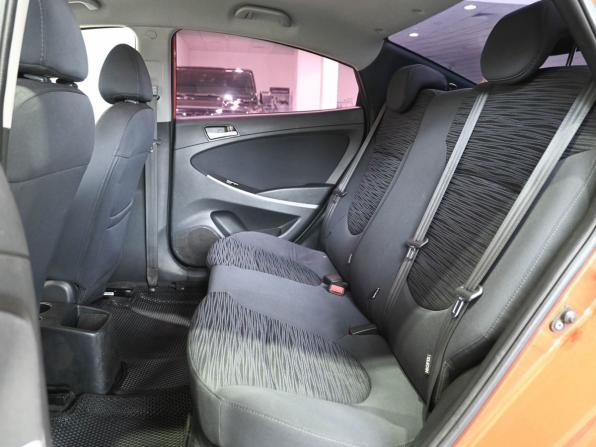 Hyundai Solaris I Рестайлинг с пробегом 2014 года, цена 999 900 рублей, 204200 км, седан, Автокод Объявления