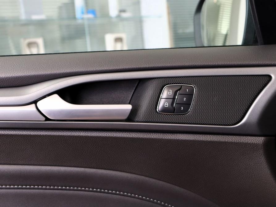 Ford Mondeo V Калининград  - изображение 13