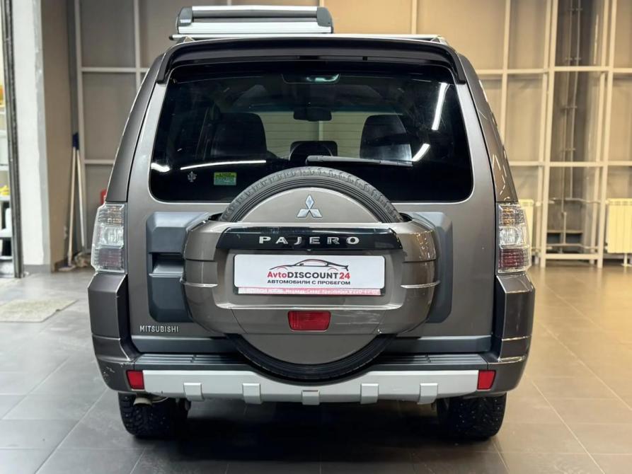 Mitsubishi Pajero IV Рестайлинг 1 Красноярск  - изображение 5