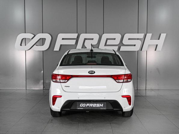 Kia Rio IV с пробегом 2017 года, цена 1 379 000 рублей, 114542 км, седан, Автокод Объявления