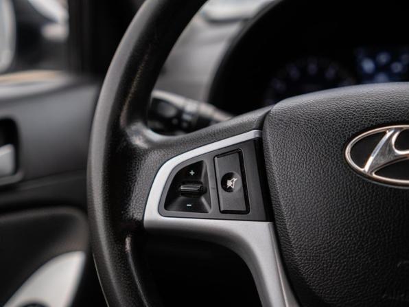 Hyundai Solaris I с пробегом 2013 года, цена 680 000 рублей, 233791 км, хэтчбек, Автокод Объявления