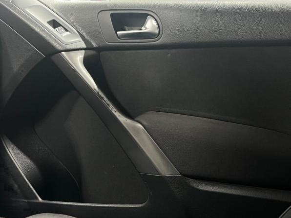 Volkswagen Tiguan I с пробегом 2009 года, цена 999 500 рублей, 204545 км, внедорожник, Автокод Объявления