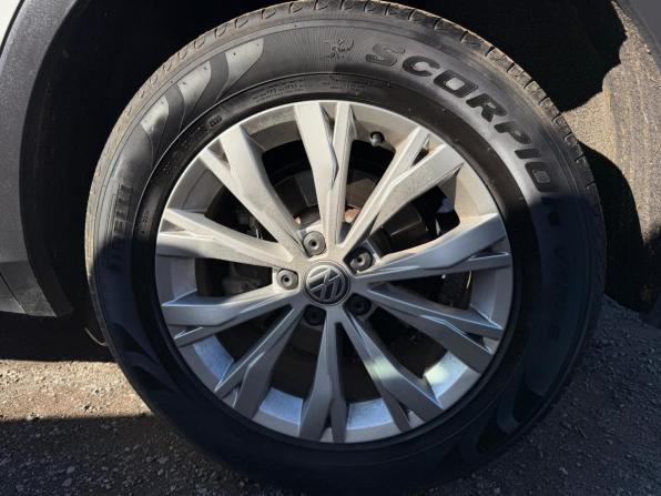 Volkswagen Tiguan II с пробегом 2020 года, цена 2 736 000 рублей, 65300 км, внедорожник, Автокод Объявления