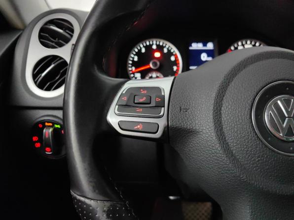 Volkswagen Tiguan I Рестайлинг с пробегом 2016 года, цена 1 421 000 рублей, 144603 км, внедорожник, Автокод Объявления