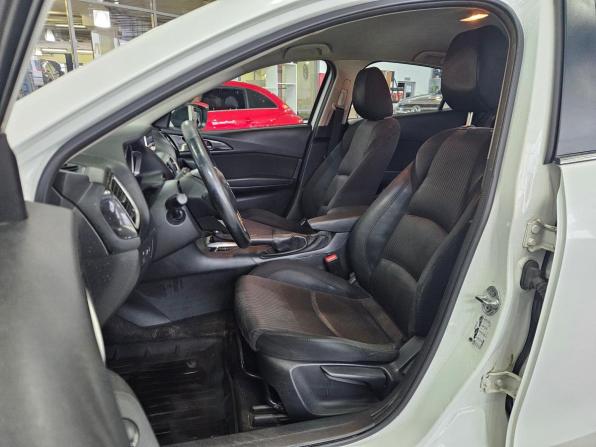 Mazda 3 II (BL) Рестайлинг с пробегом 2013 года, цена 1 025 000 рублей, 100000 км, хэтчбек, Автокод Объявления